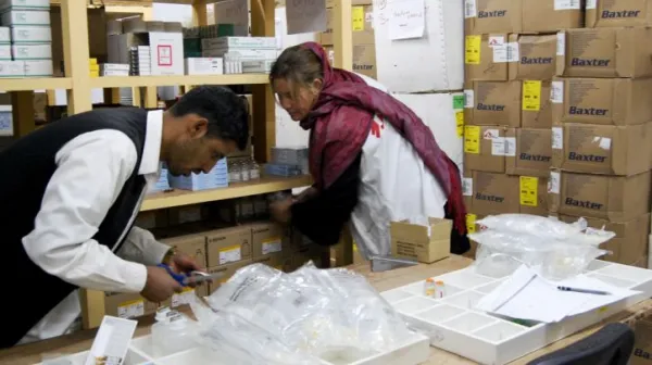 Afghanistan 2010: Apotheke im Boost hospital, Lashkargah, Provinz Helmand.