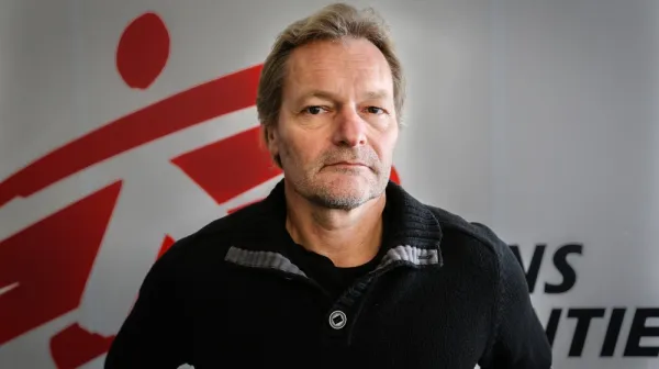 MSF surgeon, Dr Michael Roesch