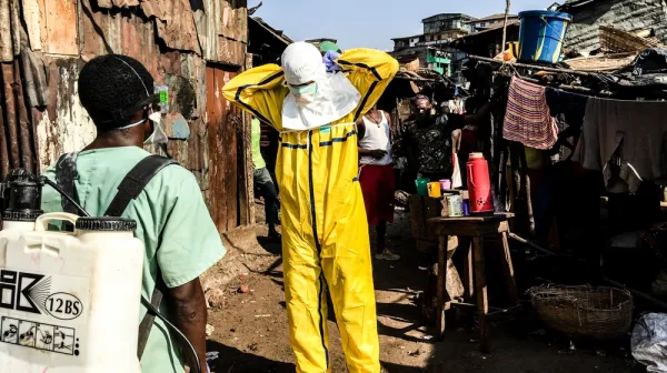 Watsan Team disinfects Freetown Houses