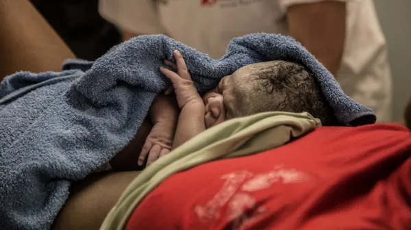 Childbirth on board of Dignity I