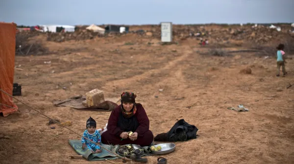 MSF Press Release: Syrian Refugees Stuck on Jordan Border