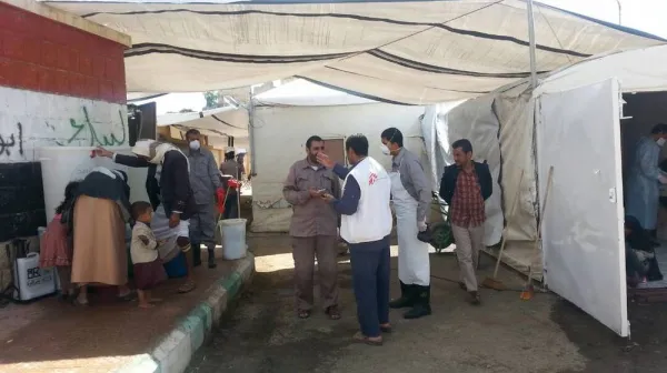 Cholera treatment in Yemen