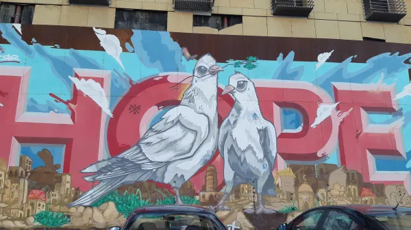 Ein Hoffnungszeichen an einer Wand im Libanon