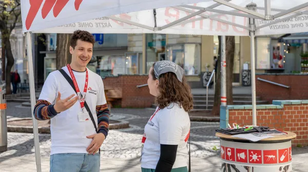Ärzte ohne Grenzen Nebenjob