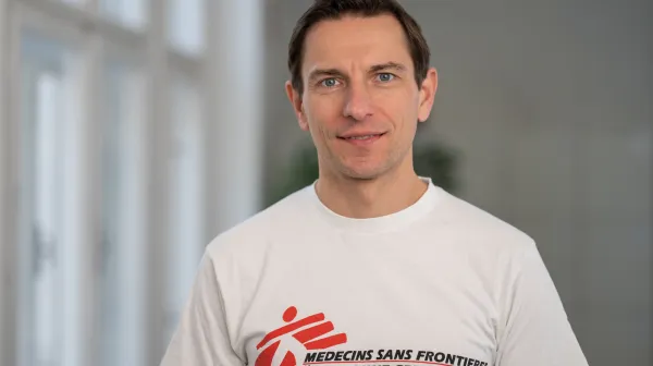 Roland Suttner im MSF T-Shirt