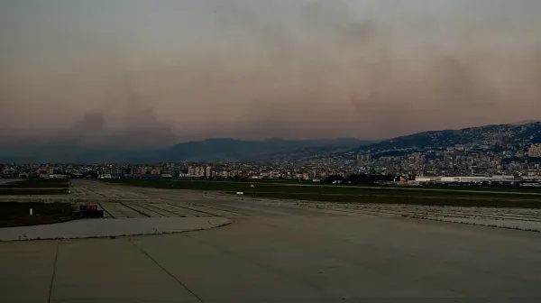 Rauchsäulen von israelischen Angriffen über Beirut