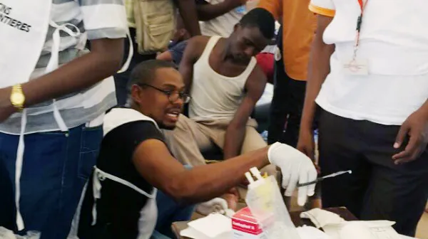 Kenia: Ärzte ohne Grenzen behandelt mehr als 70 Verletzte nach Angriff in Garissa