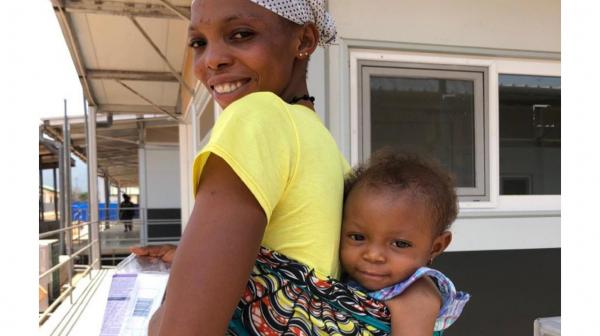 Krankenschwester berichtet über die Neueröffnung eines Krankenhauses in Sierra Leone